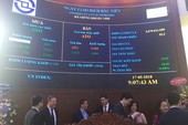 Lần đầu tiên chứng khoán có phiên giao dịch 1 tỉ USD Lần đầu tiên chứng khoán có phiên giao dịch 1 tỉ USD