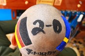 Fan Việt đổi kiểu tóc hưởng ứng mùa World Cup Fan Việt đổi kiểu tóc hưởng ứng mùa World Cup