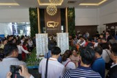 Hàng ngàn căn hộ vẫn tung ra thị trường bất chấp “sốt” đất Hàng ngàn căn hộ vẫn tung ra thị trường bất chấp “sốt” đất