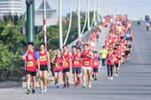 Hơn 8.000 người dự marathon quốc tế TP.HCM Techcombank Hơn 8.000 người dự marathon quốc tế TP.HCM Techcombank