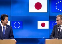 Nhật và EU ‘ngược đường’ ông Trump