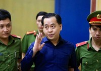 Vũ ‘nhôm’ gây kinh ngạc với trí nhớ về 'lời khai sinh đôi'