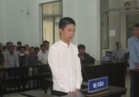 Mâu thuẫn, nam sinh lớp 10 đâm bạn học tử vong