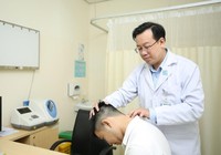 Thoát vị đĩa đệm nặng sau khi thu dọn cây gãy do bão