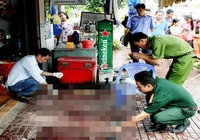 Dùng vỏ chai bia đâm chết người ở tiệm ăn