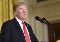 Ông Trump kéo dài trừng phạt Triều Tiên thêm 1 năm