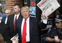 300 tờ báo lên án cuộc chiến chống truyền thông của ông Trump