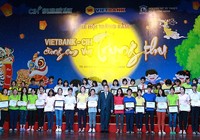 Vietbank trao học bổng cho trẻ em dịp Trung thu 2018