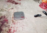 4 thanh niên truy sát người ngay dãy trọ ở quận 12