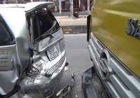 Xe bồn nghi mất thắng gây tai nạn liên hoàn trên quốc lộ