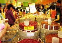 Không để thực phẩm bẩn vào bữa ăn ngày Tết