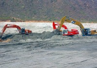 Làm gạch từ tro, xỉ nhiệt điện gặp khó vì chưa có quy chuẩn