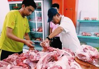 Ăn thịt heo bị bơm nước tăng trọng có nguy hiểm?