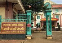 Phê bình, kiểm điểm chủ tịch huyện chậm xin lỗi dân