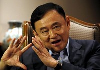 Anh trai bà Yingluck bất ngờ lên tiếng