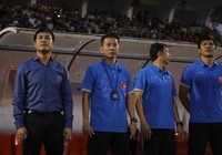 HLV Hoàng Anh Tuấn “kỵ” Hữu Thắng hay ngại bầu Đức?