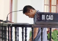 Lẻn vào nhà hiếp bé gái 11 tuổi lãnh 7 năm tù