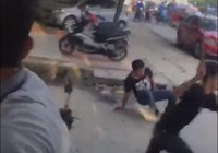 Tài xế hỗn chiến vì tranh giành khách