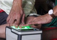 Công an TP.HCM đến nhà làm căn cước cho mẹ VNAH