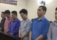 Bị 'đại bàng' đánh chết vì không chịu... cúi đầu