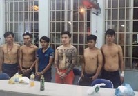 Đại ca liên tục bị cướp ngôi vì chỗ bảo kê hái ra tiền