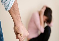 Khi phận “chó chui gầm chạn” làm “vua”
