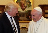 Ông Trump hết lời ca ngợi Giáo hoàng, Ả Rập Saudi