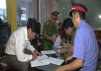 Bắt nguyên giám đốc trung tâm tư vấn dịch vụ việc làm