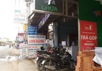 Trộm khoắng cả trăm smart phone ở cửa hàng di động
