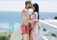 Siêu sao đua nhau dẫn dàn chân dài ra biển nghỉ mát