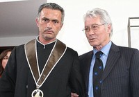 Cha của HLV Jose Mourinho qua đời