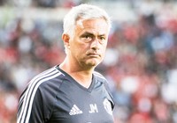 Mourinho cảnh báo Chelsea, Liverpool