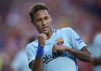 Giữa tâm bão, Neymar ghi bàn giúp Barca đánh bại MU