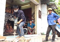 Dọn vỉa hè tuyến kinh doanh đồ gỗ đường Trường Chinh