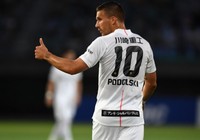 Podolski thích… Nhật thắng Trung Quốc