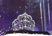 Công bố vương miện 'Hoa hậu Hoàn vũ VN 2017' 2,7 tỉ