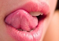 Bệnh lạ: Thấy vị ngọt trong miệng mỗi khi nghe tên sếp