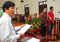 Nóng chuyện luật sư tố giác thân chủ