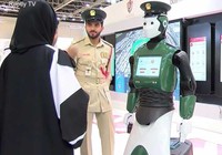 Dubai ra mắt đội cảnh sát robot đầu tiên trên thế giới