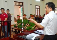 Luật sư tố giác thân chủ: Nên hay không?