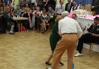 Cặp đôi U70 khiêu vũ điêu luyện
