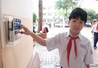 HS tới trường, quẹt thẻ chuyên nghiệp như đi làm