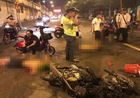 2 thanh niên say rượu tông xe vào cô gái mang bầu