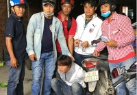 'Hiệp sĩ' truy đuổi gắt gao 2 kẻ trộm chạy xe Exciter