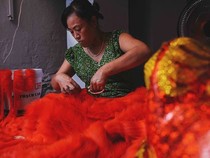 Công phu nghề làm đầu Lân ở đất cố Đô