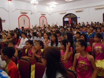 Trẻ em nghèo ‘Vui Hội trăng rằm’