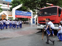 Ứng phó thiên tai vào trường học