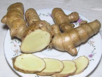 Cẩn trọng khi dùng nghệ trắng chữa bệnh