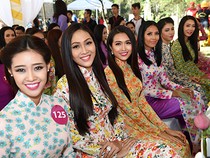 Người đẹp 'Hoa hậu Hoàn vũ VN 2015' thướt tha khoe áo dài