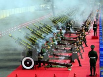 Chùm ảnh: 21 phát đại bác vang lên trong ngày Quốc khánh